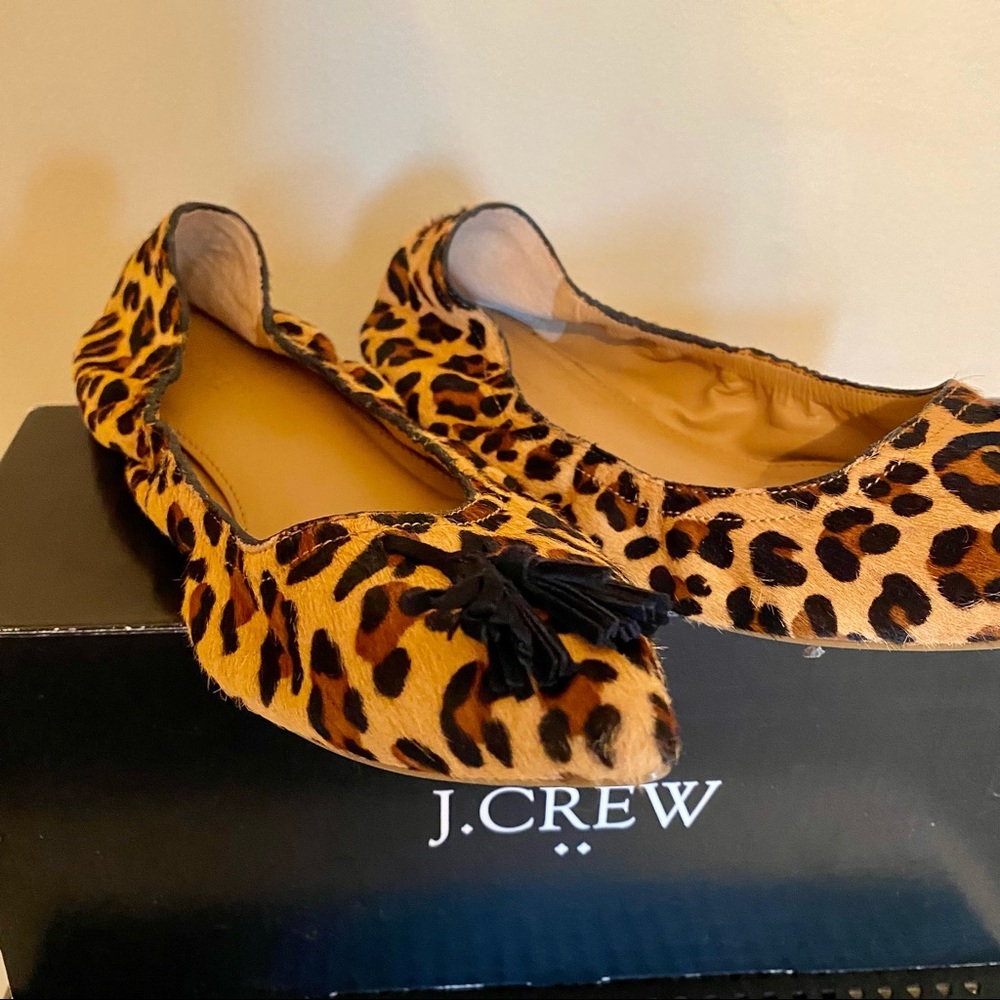 J CREW CALF HAIR TASSEL FLATS IN LEOPARD PRINT 7.5
